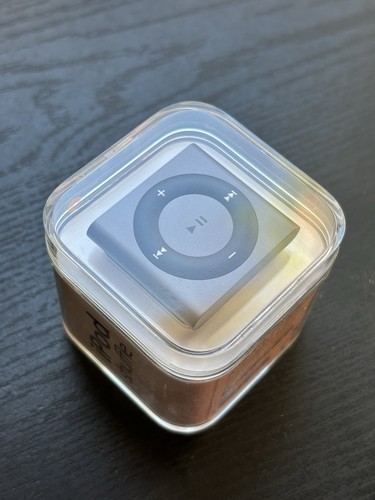 Ipod shuffle 4th - ipod, new